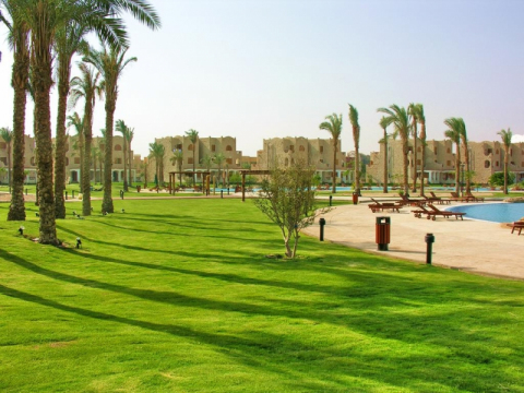 Royal Lagoons Aqua Park Resort 5*