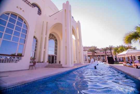 Royal Lagoons Aqua Park Resort 5*