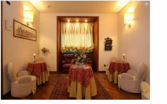 Suit Esedra Napoli 4*