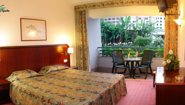 Suite Hotel Jardins d'Ajuda 4*