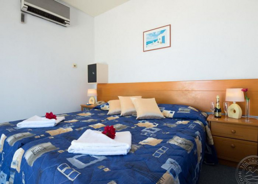 Sunny Hotel