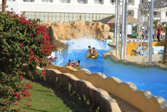 Titanic Aqua Park Resort