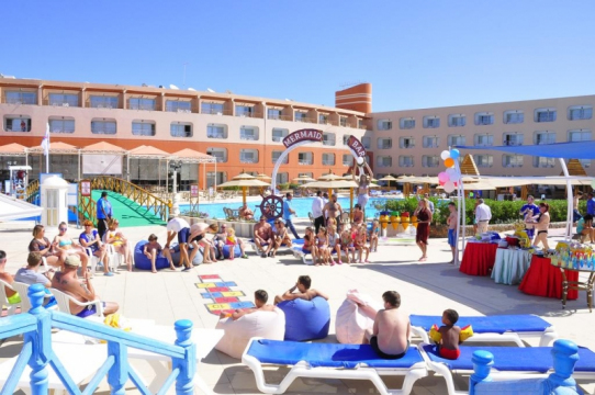 Titanic Aqua Park Resort