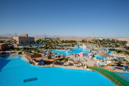 Titanic Aqua Park Resort