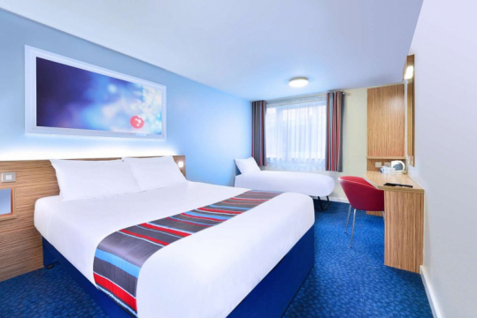 Travelodge Tower Bridge 3*