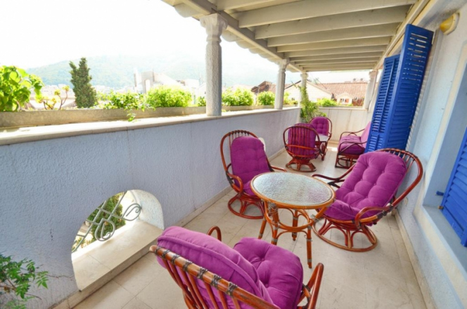 Villa Velzon 3*