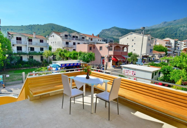 Villa Velzon 3*