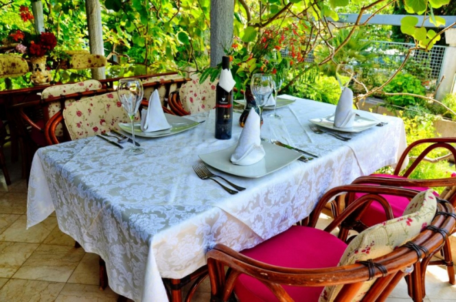 Villa Velzon 3*