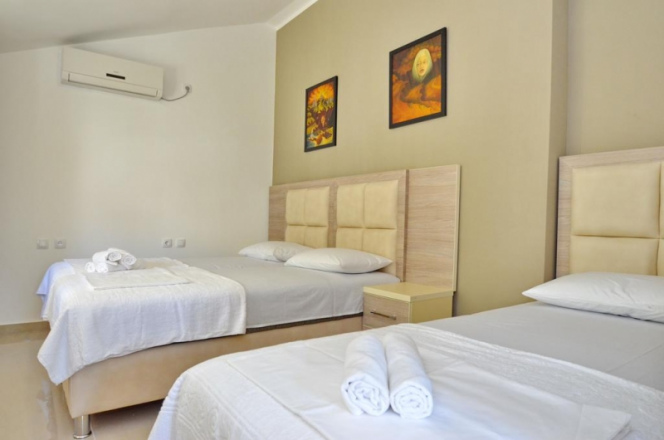 Villa Velzon 3*