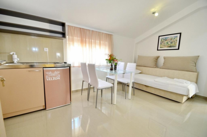 Villa Velzon 3*