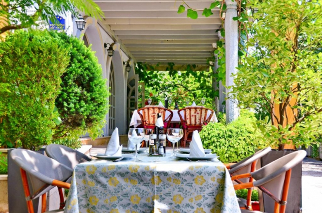 Villa Velzon 3*