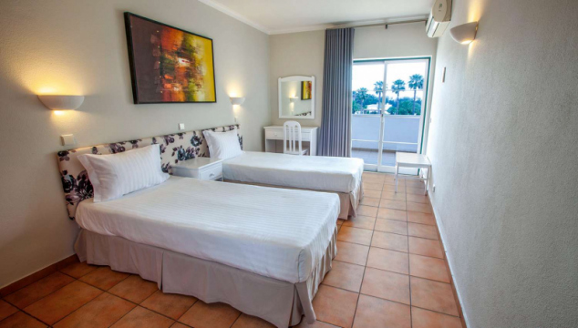 Vitors Plaza 4*